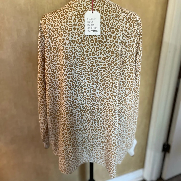 Lolly Animal Print Long Sleeve Blouse. - Picture 12 of 12